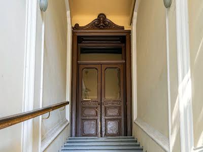квартира за адресою Івана Верхратського вул., 15