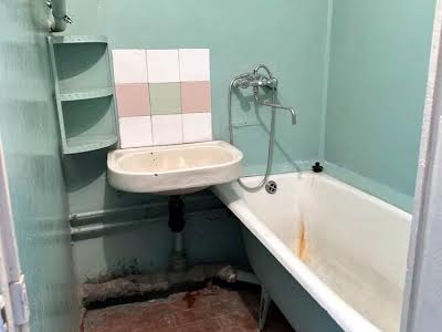 квартира за адресою Академіка Булаховського вул., 40