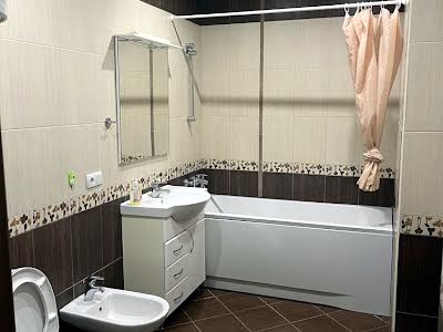 квартира за адресою Бориса Гмирі вул., 4