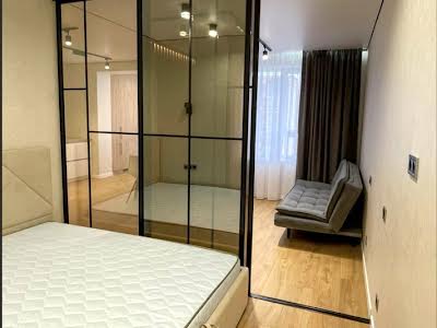 квартира за адресою Сімейна вул., 5