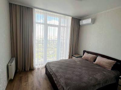 квартира за адресою Сім'ї Кульженків вул. (Петра Дегтяренка), 31-Б