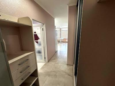 квартира за адресою Юнацька вул., 17
