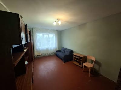 квартира за адресою Райдужна вул., 39