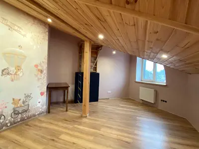 квартира по адресу Літературна, 4А
