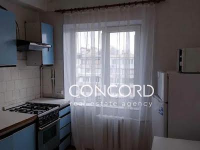 квартира за адресою Миколи Міхновського бульв. (Дружби Народів), 3