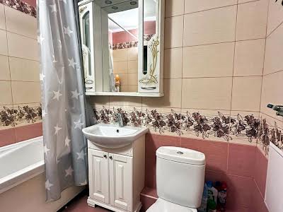 квартира за адресою Урлівська вул., 30