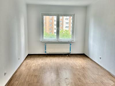 квартира за адресою Милославська вул., 18