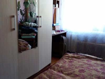 кімната за адресою Роксоляни вул., 12