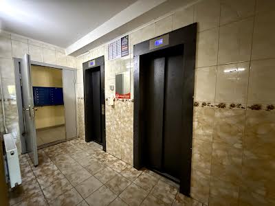 квартира за адресою Миколи Закревського вул., 95-Г