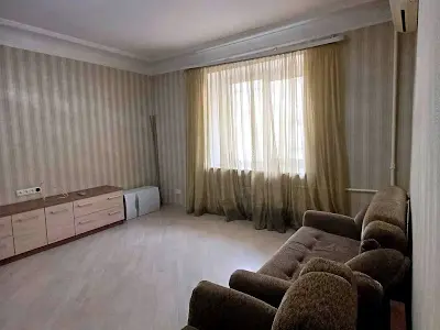 квартира за адресою Кооперативна вул., 13/2