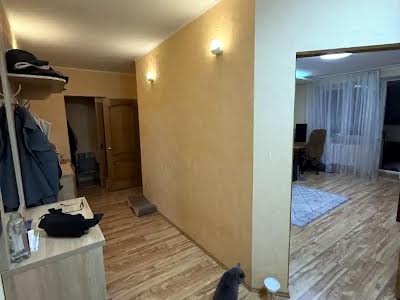 квартира за адресою Набережна Перемоги вул., 136-А