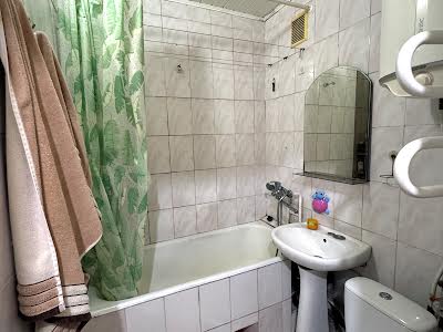 квартира за адресою Київ, Депутатська вул., 25