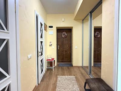 квартира за адресою Жасминова вул., 5б