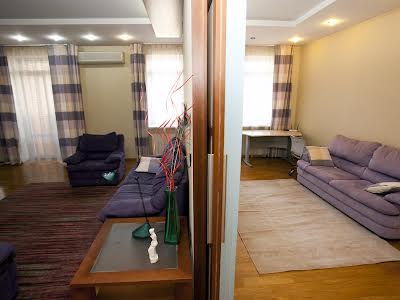 квартира по адресу Панаса Мирного ул., 8