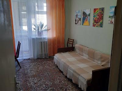 комната по адресу Владимира Ивасюка просп. (Героїв Сталінграду), 48