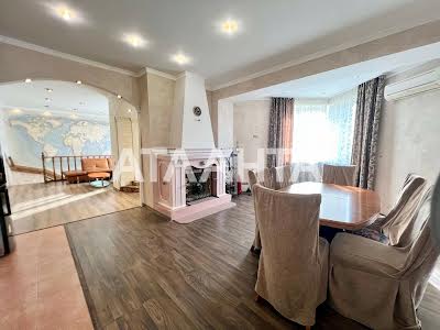 квартира за адресою Педагогічна вул., 17