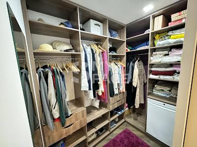квартира по адресу Анны Ахматовой ул., 22