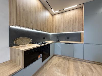 квартира за адресою Молодіжна, 8