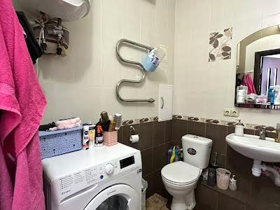 квартира за адресою Регенераторна вул., 4 к1