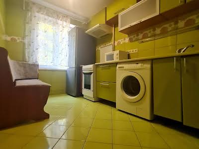 квартира за адресою Миру просп., 58