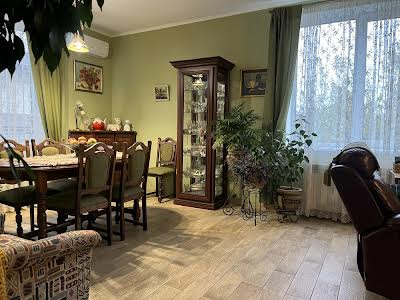 дом по адресу Луговий провулок