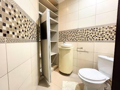 квартира за адресою Боголюбова вул., 20