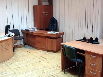 комерційна за адресою Данила Галицького вул. (Будьонного), 2-А