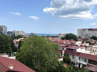 квартира за адресою Педагогічна вул., 32