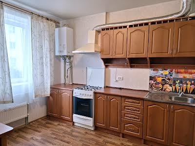 квартира за адресою Вишнева, 26