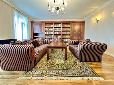 квартира за адресою Щекавицька вул., 30