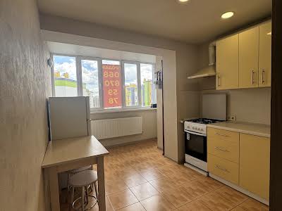 квартира за адресою Яблунева, 13б