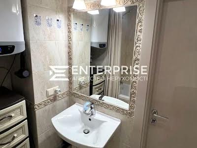 квартира за адресою Левітана вул., 3