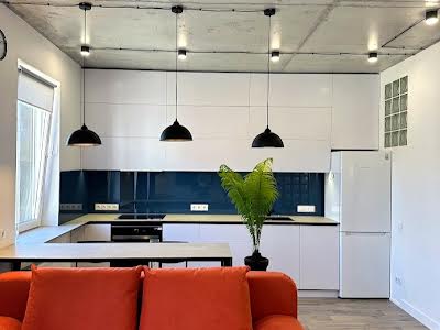 квартира за адресою Героїв Крут вул., 8