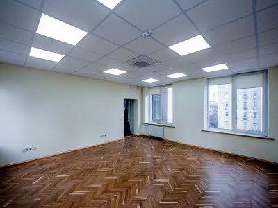 коммерческая по адресу Антоновича ул. (Горького), 29