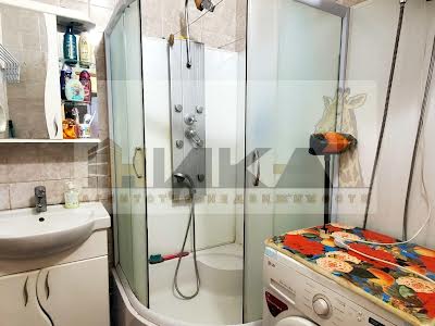 квартира за адресою Миру вул., 7