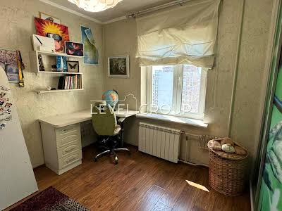 квартира по адресу Приречная ул., 37