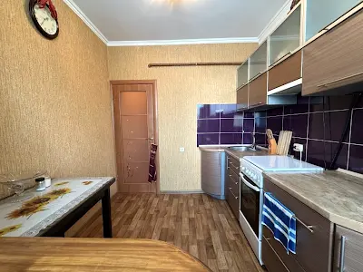квартира за адресою Максима Залізняка вул., 18