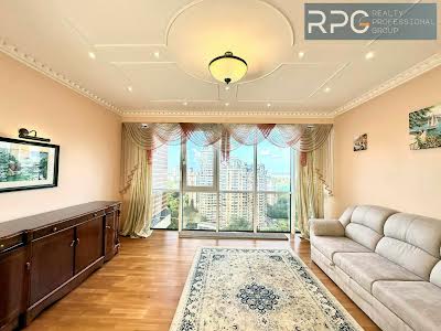 квартира за адресою Старонаводницька вул., 13