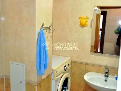 квартира за адресою Каразіна вул., 8