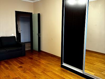 квартира по адресу Кондратюка Юрия ул., 7