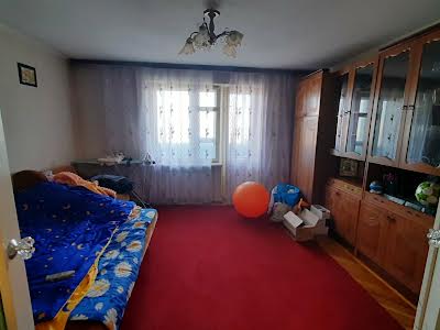 квартира за адресою Симиренка вул., 34