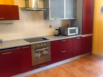 квартира за адресою Анни Ахматової вул., 35