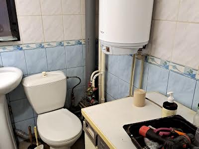 квартира за адресою Дмитра Апухтіна вул., 25