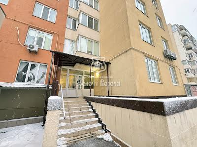 квартира за адресою Виставкова, 10
