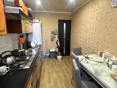 квартира за адресою Сержанта Волкова вул., 37
