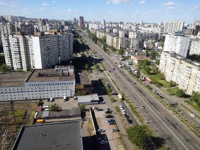 квартира по адресу Ревуцкого ул., 40-Б