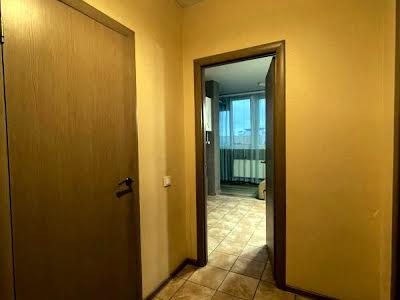 квартира за адресою Торгова вул., 21