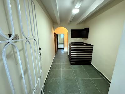 коммерческая по адресу Ярослава Пастернака ул., 4