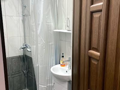 квартира за адресою Михайла Туган-Барановського вул., 32