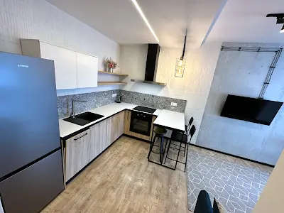 квартира за адресою Зарічна вул., 4